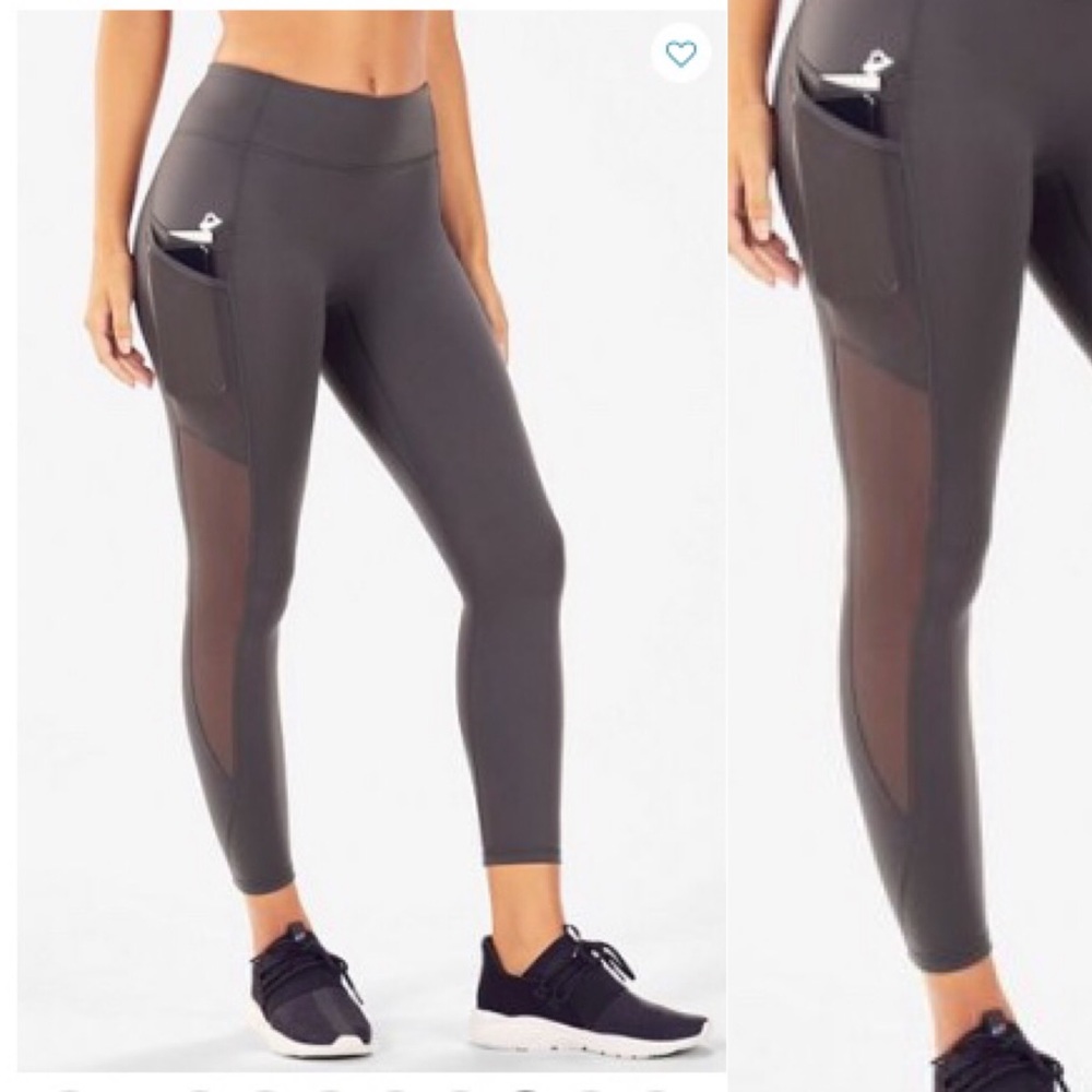 Fabletics Trinity Mid-Rise Pocket 7/8 M